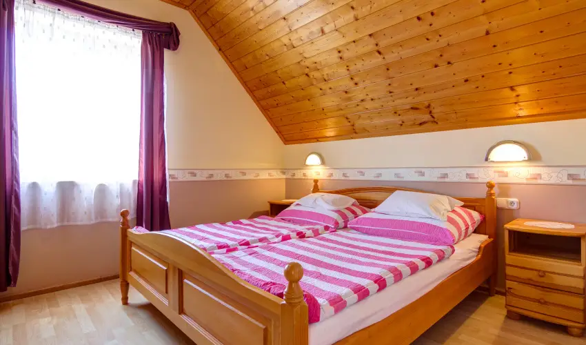 Andrea Villa H�v�z - Valentin Nap (min. 2 �j) 