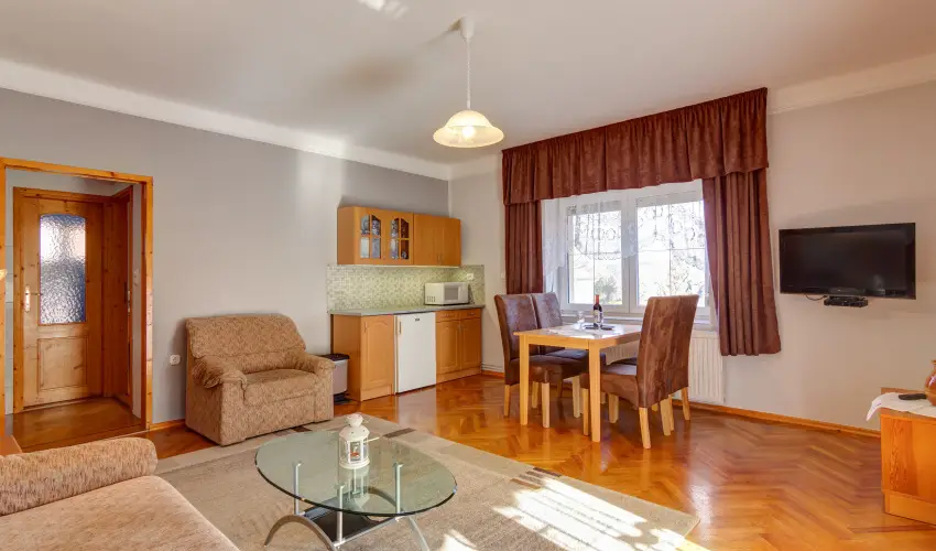 Andrea Villa H�v�z - Valentin Nap (min. 2 �j) 