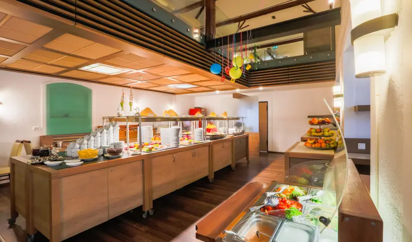 CE Plaza Hotel Sifok - VALENTIN HTVGE (min. 2 j)