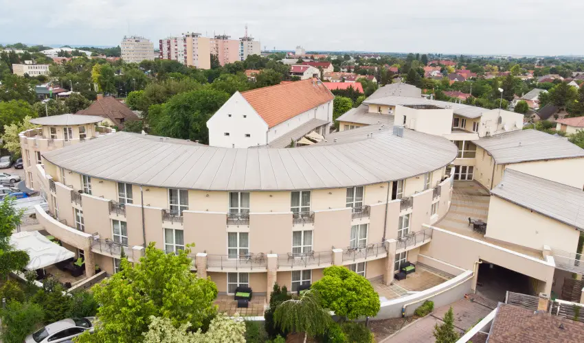 CE Plaza Hotel Sifok - VALENTIN HTVGE (min. 2 j)