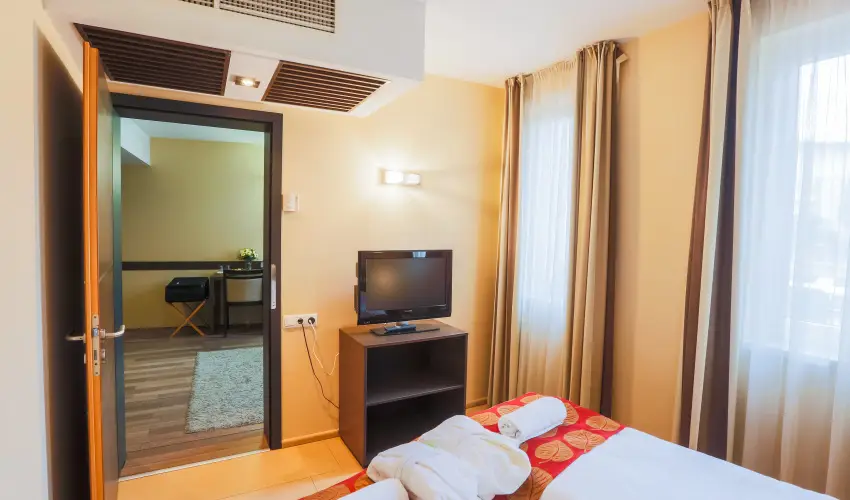 CE Plaza Hotel Sifok - VALENTIN HTVGE (min. 2 j)