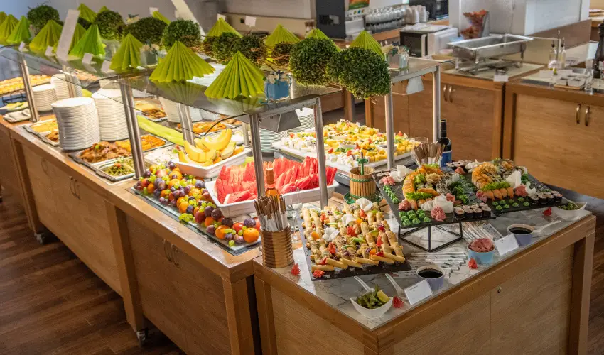 CE Plaza Hotel Sifok - VALENTIN HTVGE (min. 2 j)