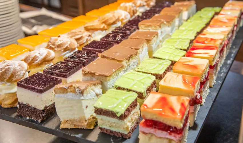 CE Plaza Hotel Sifok - VALENTIN HTVGE (min. 2 j)