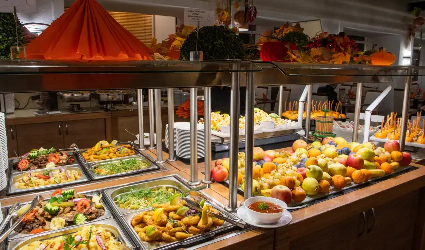 CE Plaza Hotel Sifok - VALENTIN HTVGE (min. 2 j)