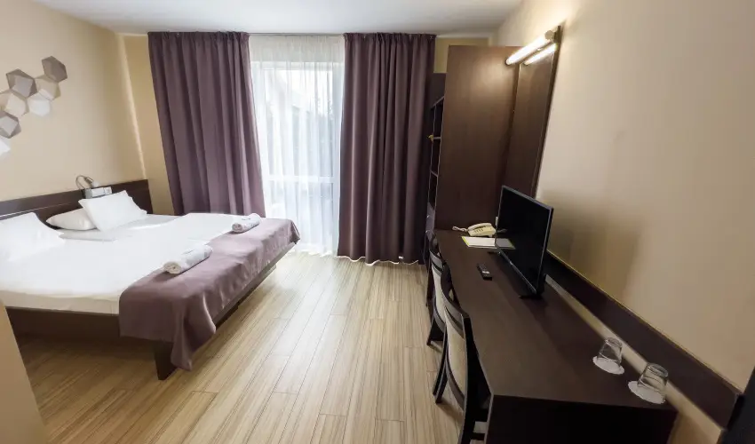 CE Plaza Hotel Sifok - VALENTIN HTVGE (min. 2 j)