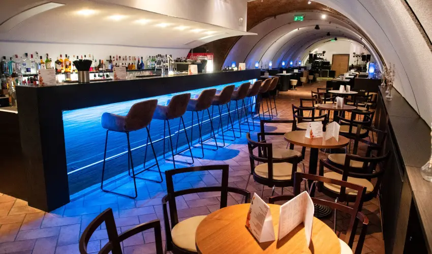 CE Plaza Hotel Sifok - VALENTIN HTVGE (min. 2 j)