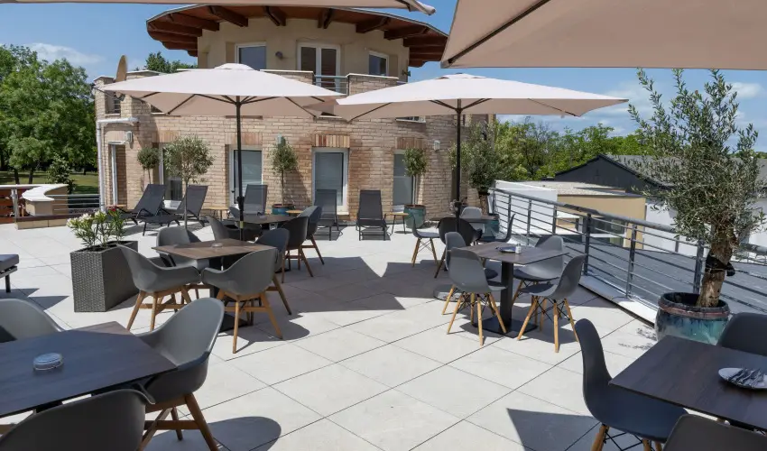 CE Plaza Hotel Sifok - VALENTIN HTVGE (min. 2 j)