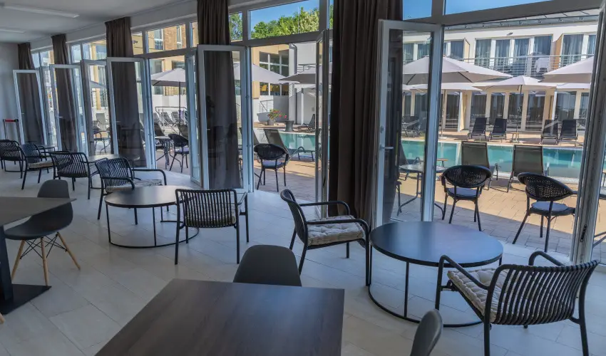 CE Plaza Hotel Sifok - VALENTIN HTVGE (min. 2 j)