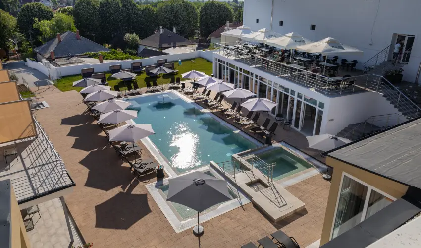 CE Plaza Hotel Sifok - VALENTIN HTVGE (min. 2 j)