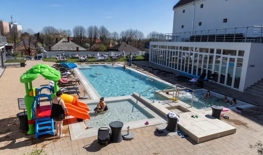 CE Plaza Hotel Si�fok - Szerelmes wellness Valentin h�tv�ge a CE Plaza Hotelben