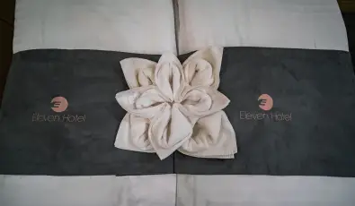 Eleven Business & Sport Hotel J�sz�roksz�ll�s