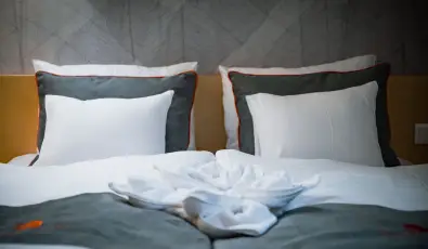 Eleven Business & Sport Hotel J�sz�roksz�ll�s