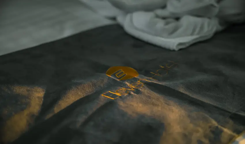 Eleven Business & Sport Hotel J�sz�roksz�ll�s - Valentin napi akci� reggelis ell�t�ssal (1 �jt�l)