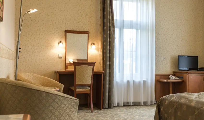 Elizabeth Hotel Gyula - Elizabeth & Valentin - a romantika htvgje Gyuln (min. 2 j)