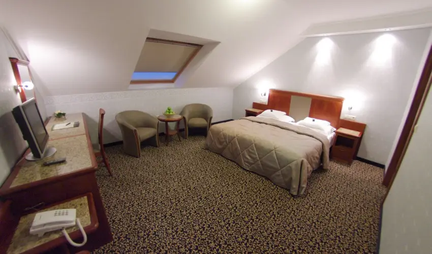 Elizabeth Hotel Gyula - Elizabeth & Valentin - a romantika htvgje Gyuln (min. 2 j)