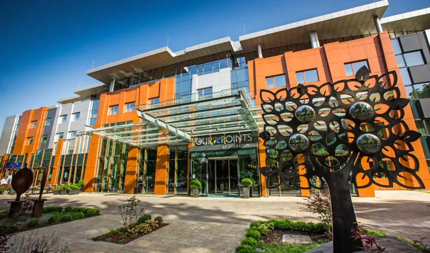 Four Points by Sheraton Kecskem�t Hotel & Konferenciak�zpont Kecskem�t - Valentin nap (min. 2 �j)