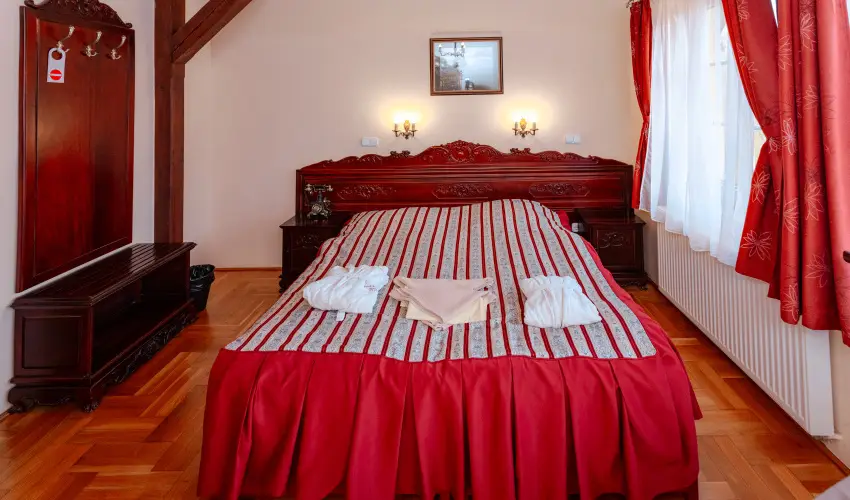 Fried Kast�ly Hotel Simontornya - Valentin h�tv�ge (min. 2 �j)