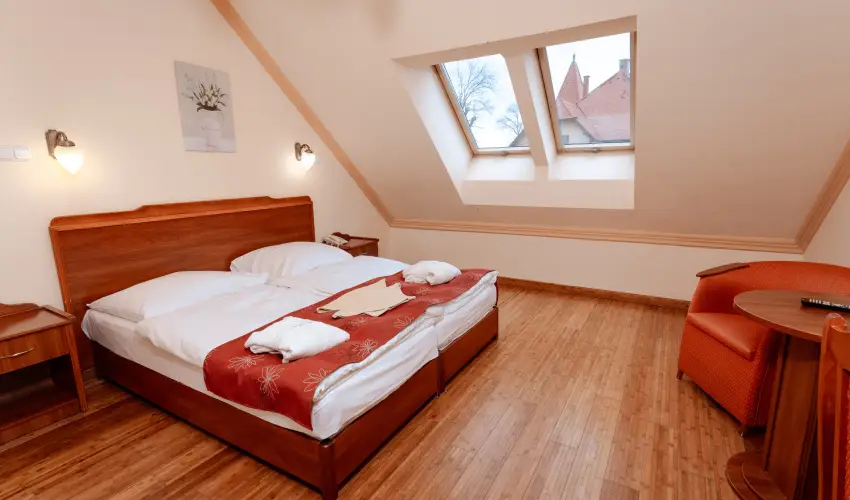 Fried Kast�ly Hotel Simontornya - Valentin h�tv�ge (min. 2 �j)