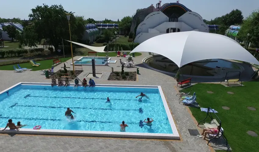 H�forr�s Hotel �s �d�l�park Gyula - Valentin-napi romantikus �lm�nycsomag (min. 2 �j)