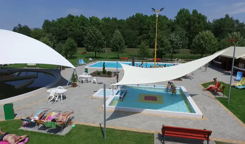 H�forr�s Hotel �s �d�l�park Gyula - Valentin-napi romantikus �lm�nycsomag (min. 2 �j)