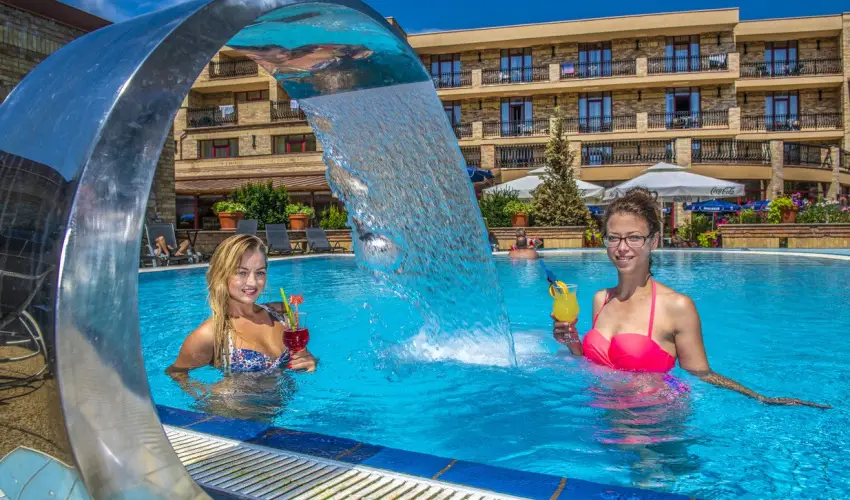 Hotel Kapitny Superior Wellness Smeg - Valentin nap a Kapitnyban (min. 2 j)