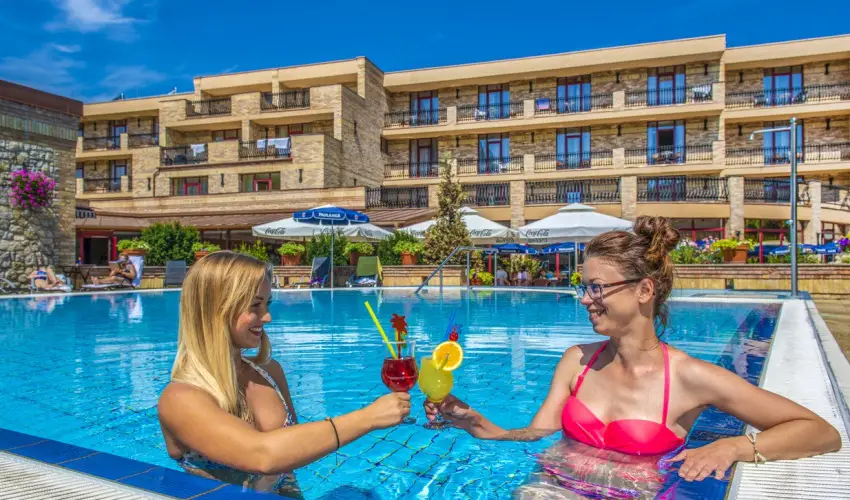 Hotel Kapitny Superior Wellness Smeg - Valentin nap a Kapitnyban (min. 2 j)