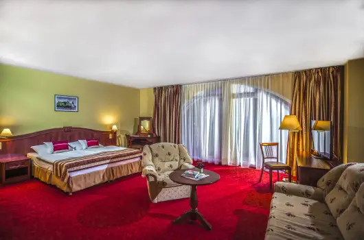 Hotel Kapitny Superior Wellness - Valentin nap a Kapitnyban (min. 2 j)