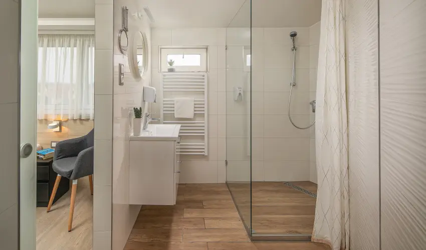 Krist�ly Hotel Keszthely - Valentin-nap a Krist�ly Hotelben (min. 2 �j)