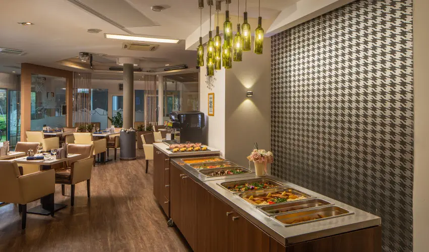 Krist�ly Hotel Keszthely - Valentin-nap a Krist�ly Hotelben (min. 2 �j)