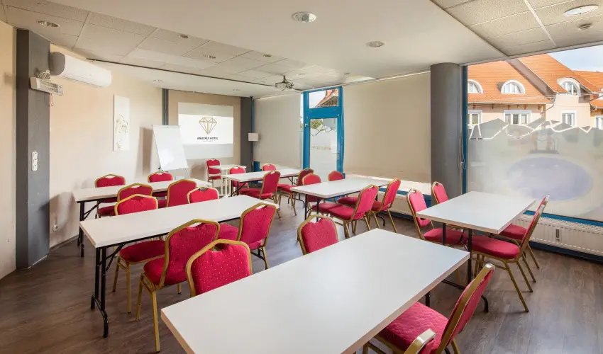 Krist�ly Hotel Keszthely - Valentin-nap a Krist�ly Hotelben (min. 2 �j)