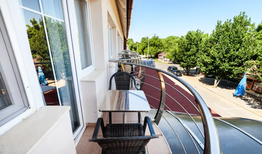 Hotel N�gy �vszak Hajd�szoboszl� - Valentin napi romantikus h�tv�ge (min. 2 �j)