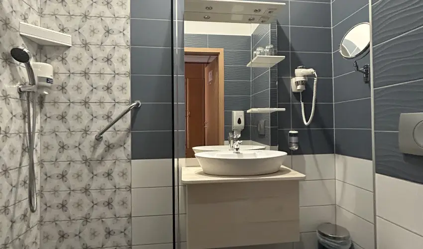 Hotel N�gy �vszak Hajd�szoboszl� - Valentin napi romantikus h�tv�ge (min. 2 �j)