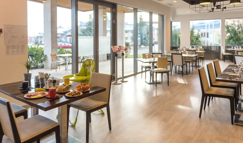 Park Inn by Radisson S�rv�r Resort & Spa S�rv�r - Szerelem a leveg�ben (1 �jt�l)