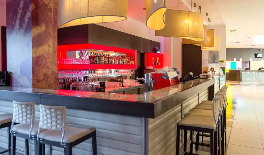 Park Inn by Radisson S�rv�r Resort & Spa S�rv�r - Szerelem a leveg�ben (1 �jt�l)