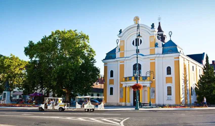 Park Inn by Radisson S�rv�r Resort & Spa S�rv�r - Szerelem a leveg�ben (1 �jt�l)