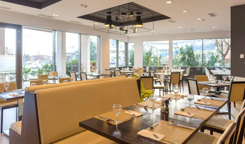 Park Inn by Radisson S�rv�r Resort & Spa S�rv�r - Szerelem a leveg�ben (1 �jt�l)