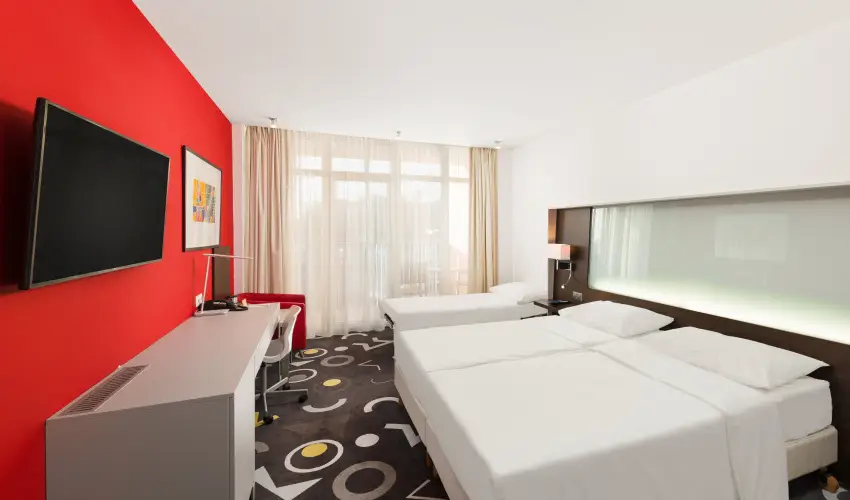 Park Inn by Radisson S�rv�r Resort & Spa S�rv�r - Szerelem a leveg�ben (1 �jt�l)