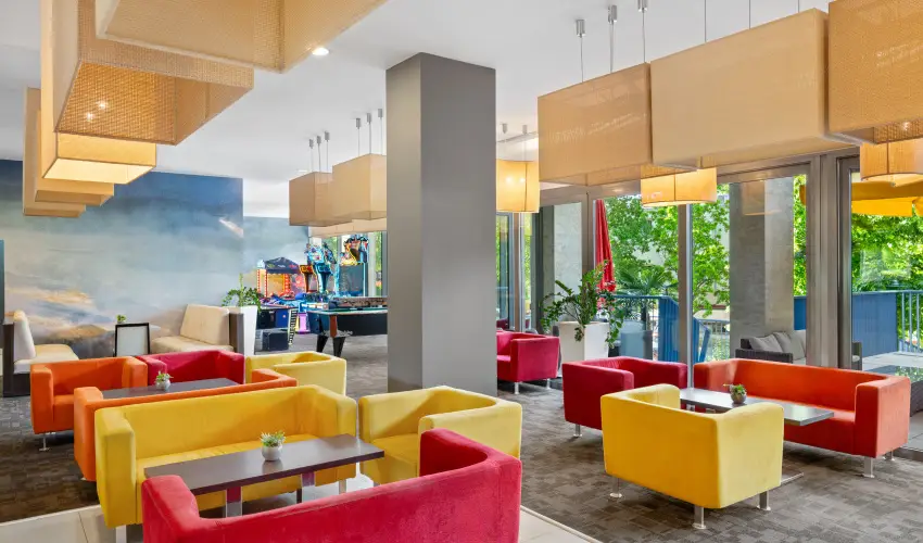 Park Inn by Radisson S�rv�r Resort & Spa S�rv�r - Szerelem a leveg�ben (1 �jt�l)