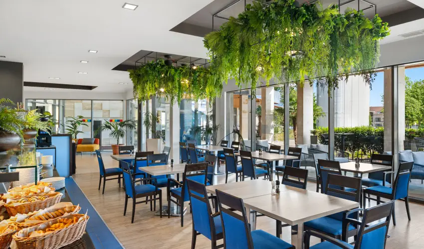 Park Inn by Radisson S�rv�r Resort & Spa S�rv�r - Szerelem a leveg�ben (1 �jt�l)