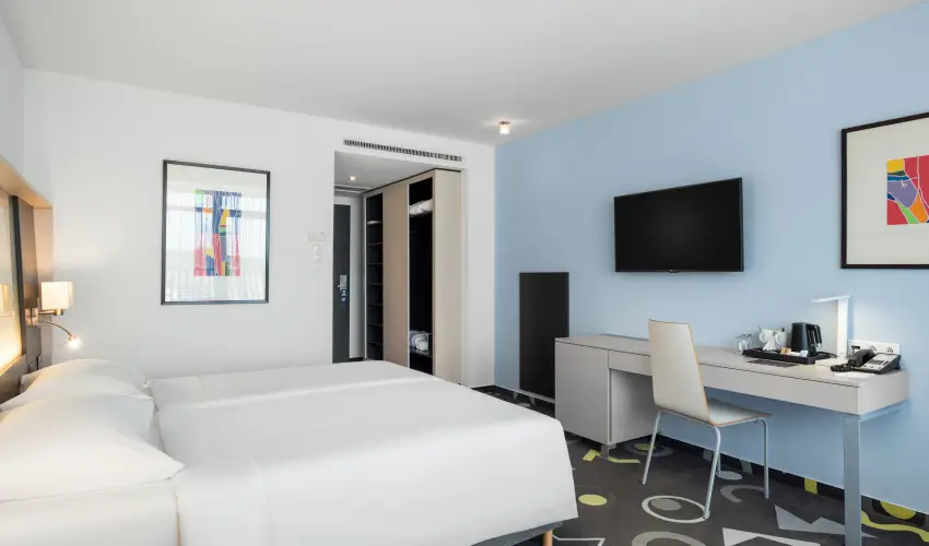 Park Inn by Radisson S�rv�r Resort & Spa S�rv�r - Szerelem a leveg�ben (1 �jt�l)
