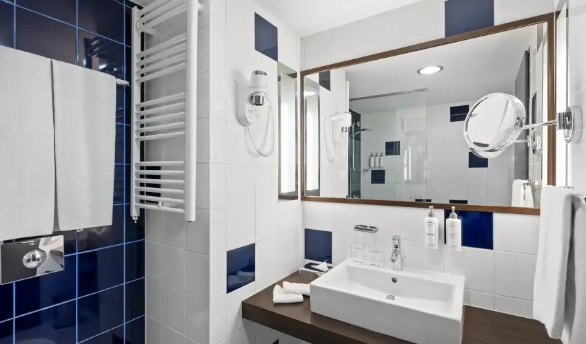Park Inn by Radisson S�rv�r Resort & Spa S�rv�r - Szerelem a leveg�ben (1 �jt�l)