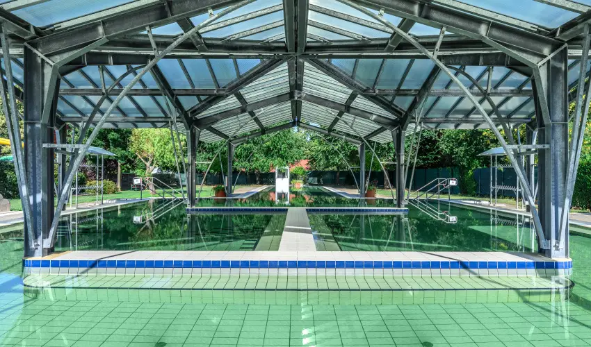 Park Inn by Radisson S�rv�r Resort & Spa S�rv�r - Szerelem a leveg�ben (1 �jt�l)