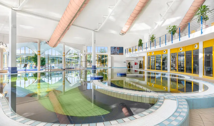 Park Inn by Radisson S�rv�r Resort & Spa S�rv�r - Szerelem a leveg�ben (1 �jt�l)
