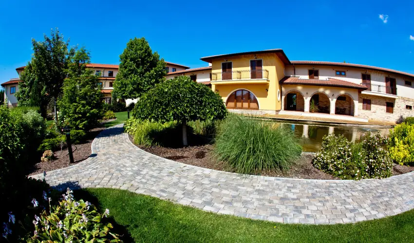 Hotel Stci Wellness & Konferencia Vecss - Szerelmes Valentin-nap (min. 2 j)