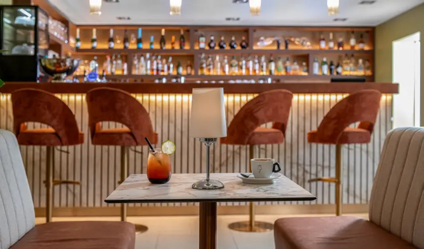 Hotel St�ci� Wellness & Konferencia Vecs�s - Szerelmes Valentin-nap (min. 2 �j)