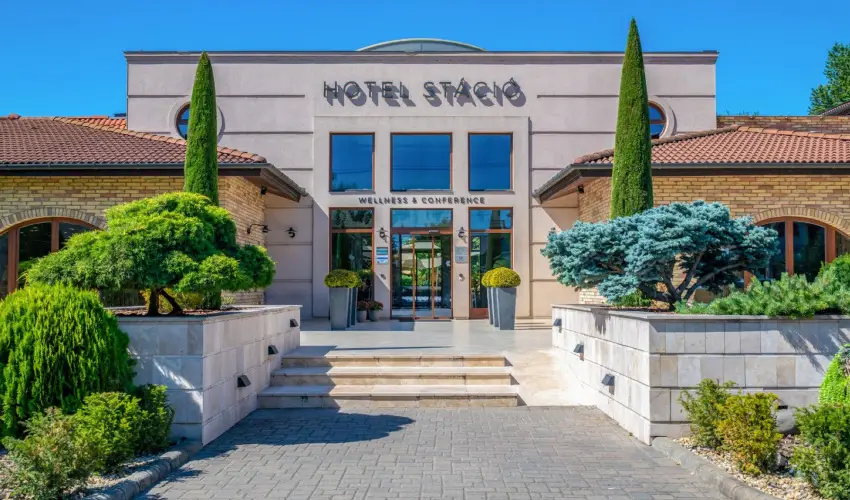 Hotel St�ci� Wellness & Konferencia Vecs�s - Szerelmes Valentin-nap (min. 2 �j)