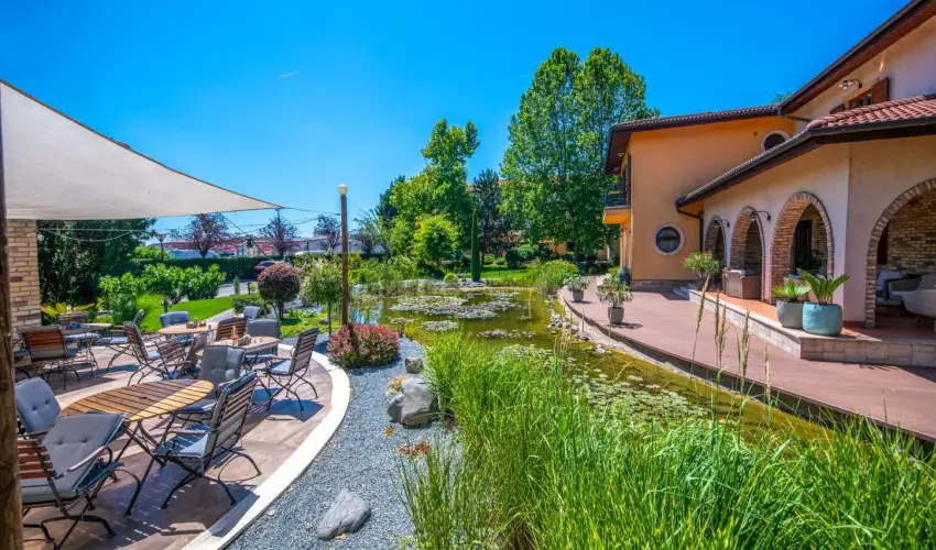 Hotel St�ci� Wellness & Konferencia Vecs�s - Szerelmes Valentin-nap (min. 2 �j)