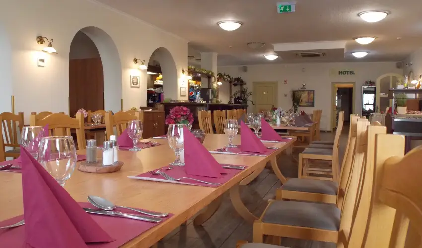 Land-Plan Hotel & Restaurant T�lt�stava - Valentin napi romantikus �jszaka (1 �j)