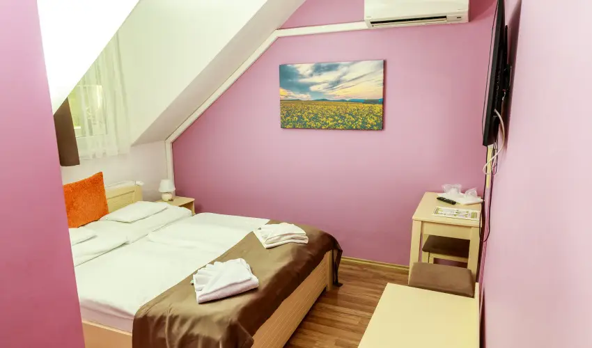 Land-Plan Hotel & Restaurant T�lt�stava - Valentin napi romantikus �jszaka (1 �j)