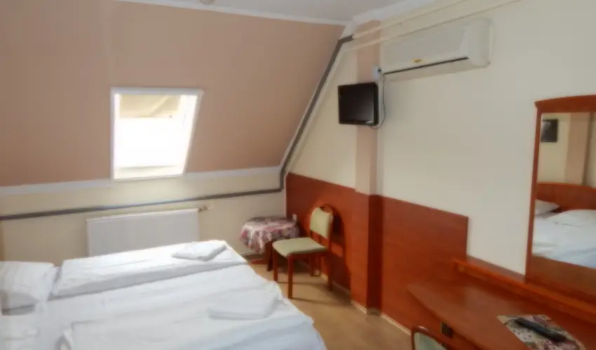 Major Panzi� & �tterem Hajd�szoboszl� - Valentin napi csomagaj�nlat (min. 2 �j)